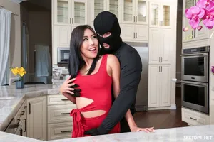 FC2PPV-2363276,FC2PPV-2363276 ★ふわふわしこしこ★Jカップ! Ngực bự スジまんこ美** (18) ★おちんちんall を包み込むnam をダメにするパイズリ★Creampie×2